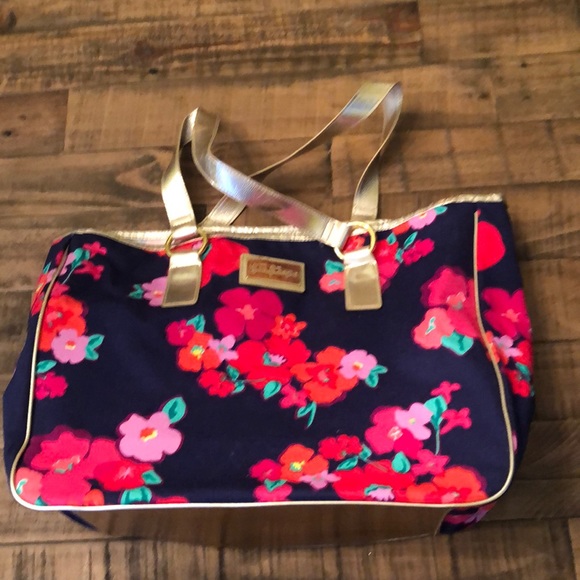 Lilly Pulitzer Handbags - Lily Pulitzer Shoreline Tote Navy Garden Games